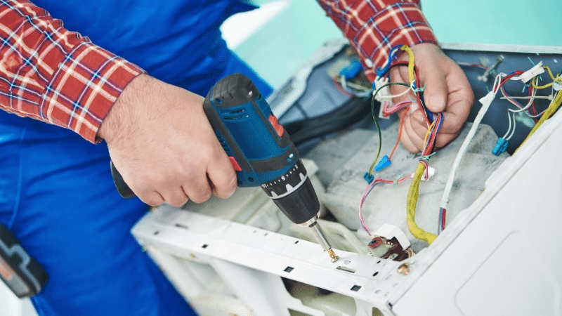 Söğütlü Hitachi servisi orijinal yedek parça kullanımı